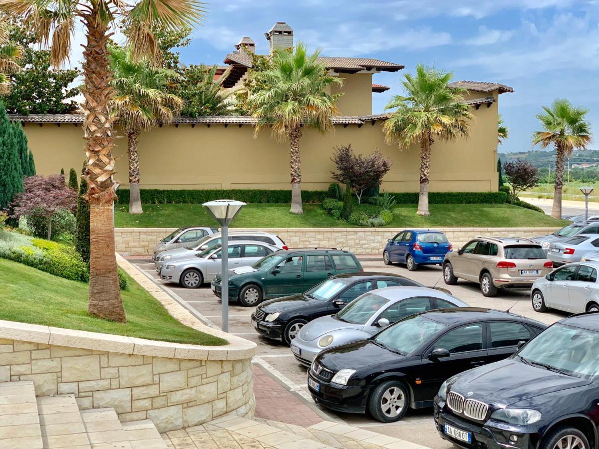 Palmanova Resort Mirash 外观 照片